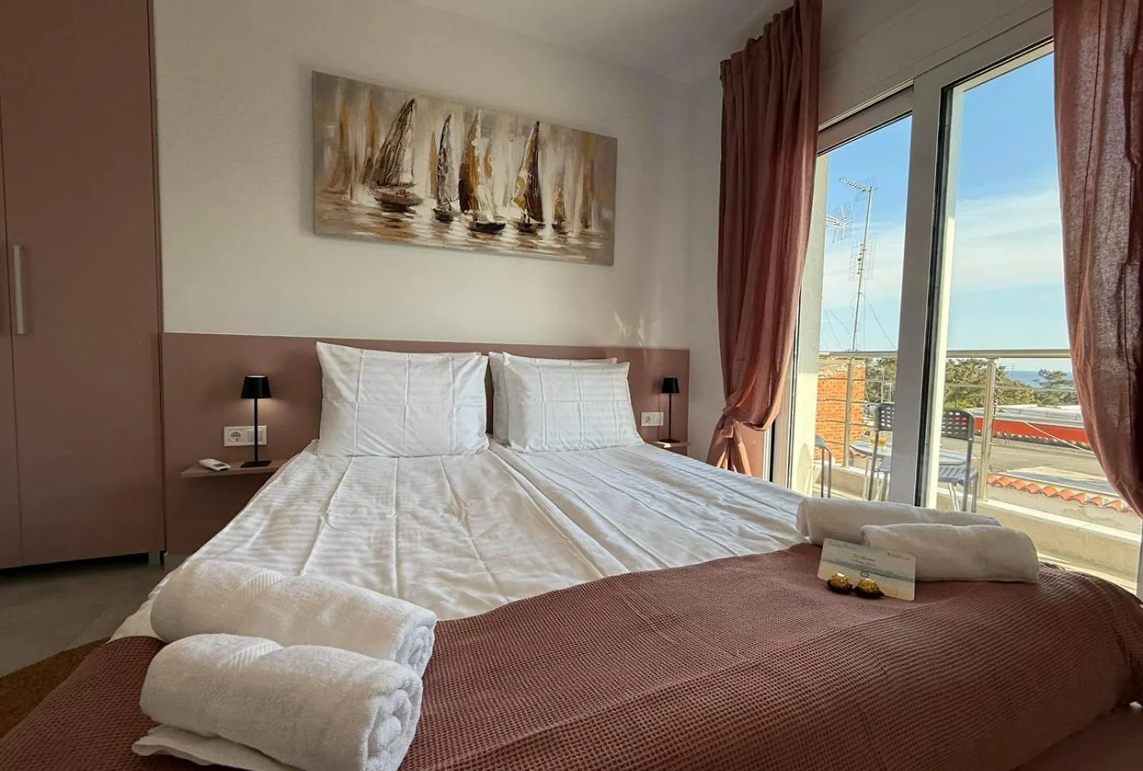 Villa Maria Lux Apartments By Bookvillaeu Nea Kallikrateia