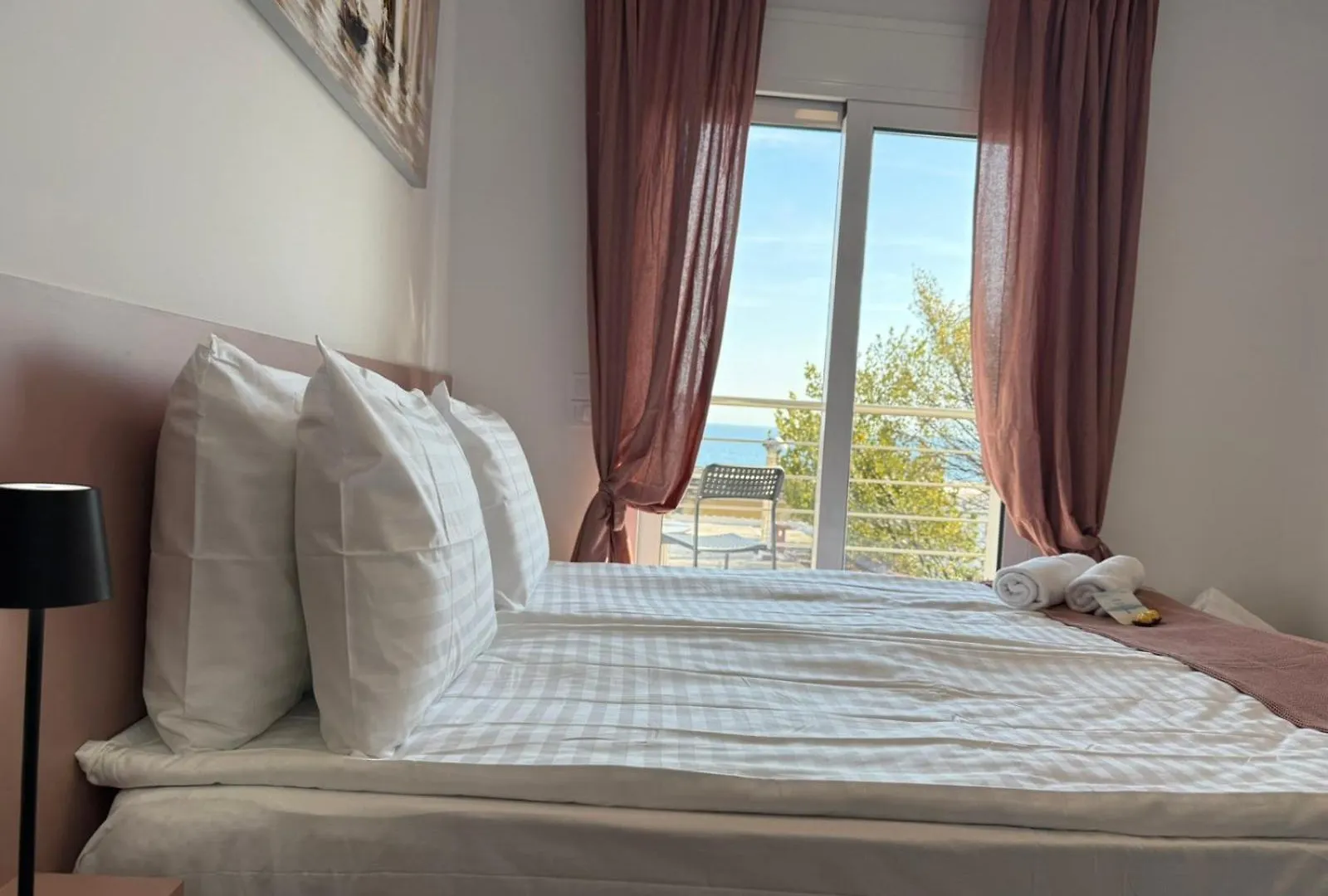 Villa Maria Lux Apartments By Bookvillaeu Nea Kallikrateia