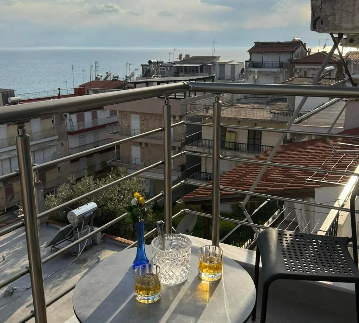 Villa Maria Lux Apartments By Bookvillaeu Nea Kallikrateia